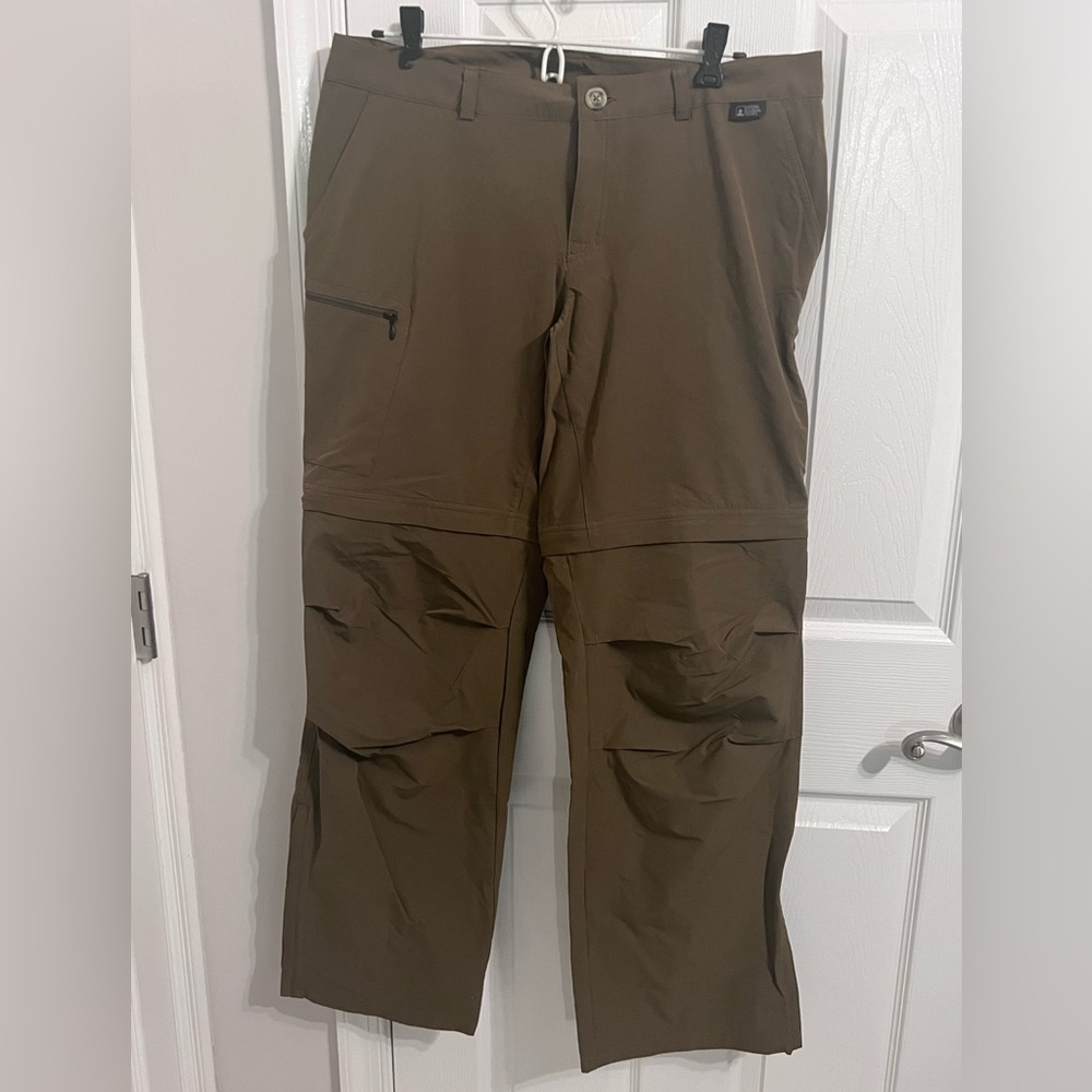 NWOT | Eastern Mountain Sports Dark Brown Cargo Pants, Size 12 R